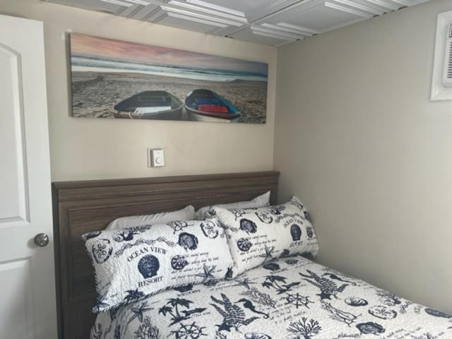 Carbone'S Beachside Guest Rooms Sylvan Beach 外观 照片