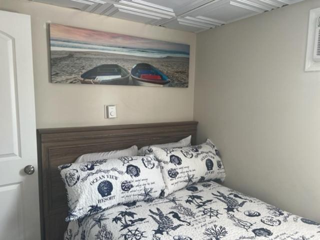 The Beachside Sylvan Beach 外观 照片