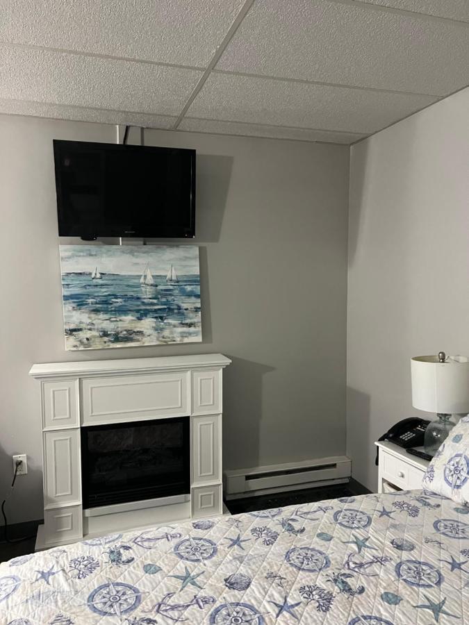 Carbone'S Beachside Guest Rooms Sylvan Beach 外观 照片