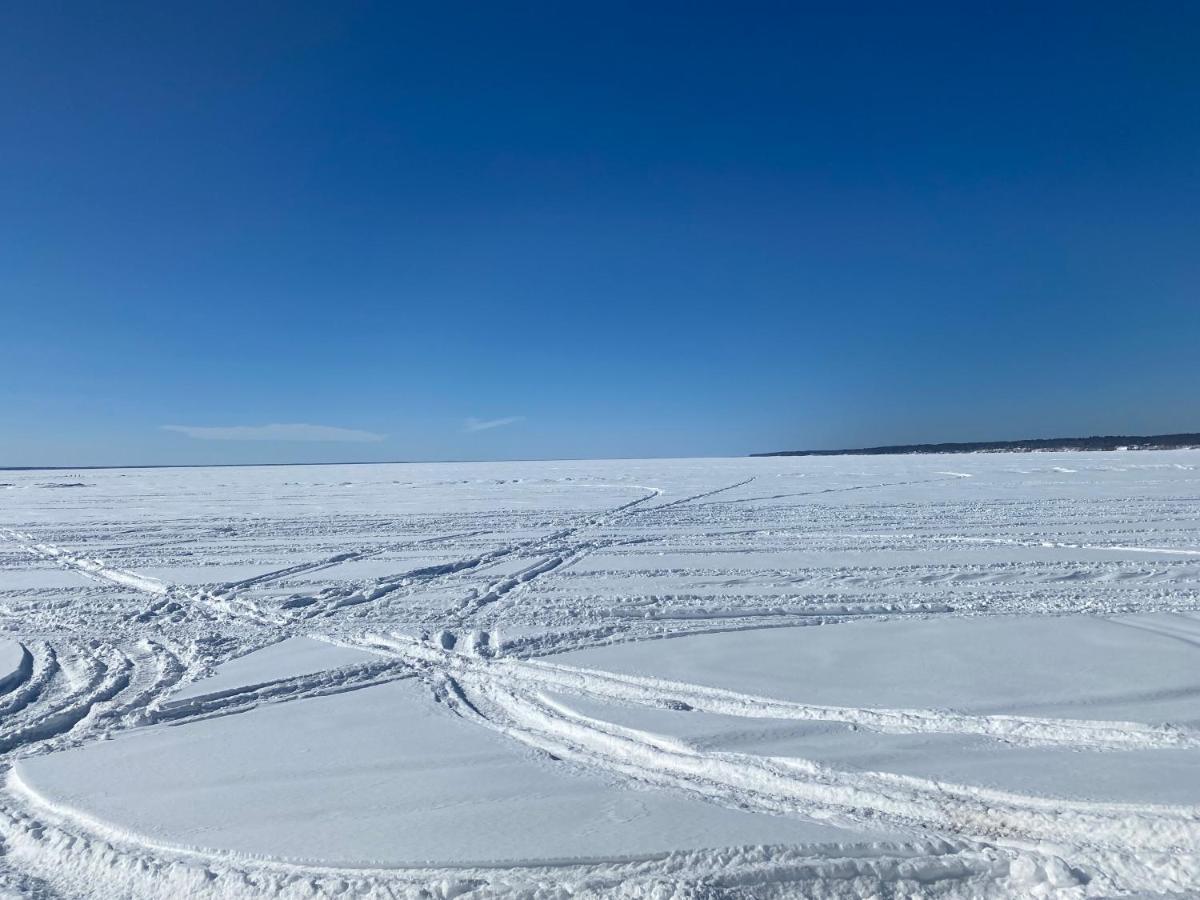 The Beachside Sylvan Beach 外观 照片